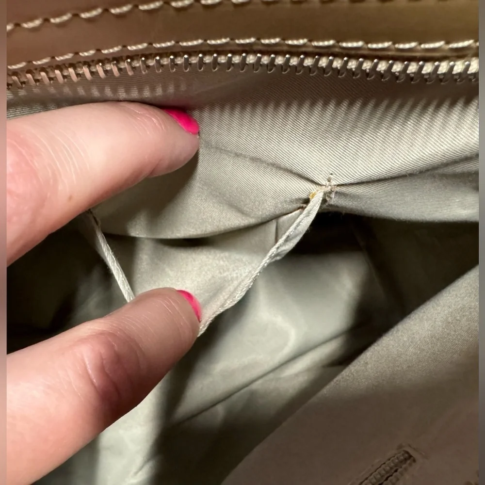Burberry vintage pale